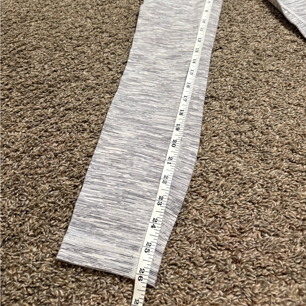 Lululemon Athletica Light Gray Leggings - Picture 3 of 6